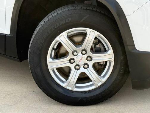 Summit White 2019 GMC Acadia SLE-1