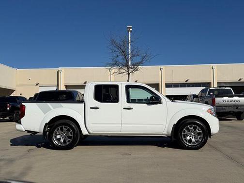 2020 Nissan Frontier SV