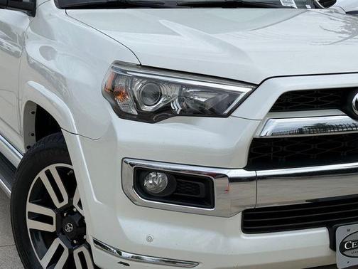 Blizzard Pearl 2017 Toyota 4Runner Limited