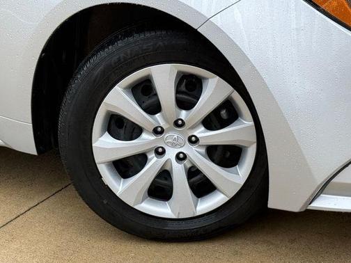 Classic Silver Metallic 2025 Toyota Corolla Hybrid LE