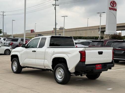 Ice 2025 Toyota Tacoma SR