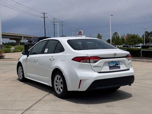 Ice 2026 Toyota Corolla LE