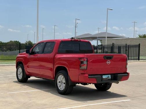 Red Alert 2023 Nissan Frontier SV