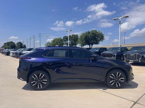BLUPRINT 2026 Toyota bZ LIMITED