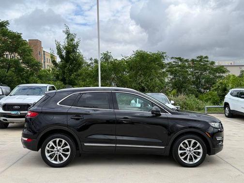 Black 2019 Lincoln MKC Select