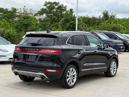 Black 2019 Lincoln MKC Select