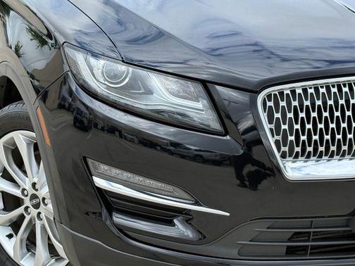 Black 2019 Lincoln MKC Select