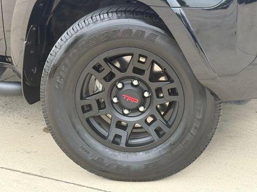 Midnight Black Metallic 2024 Toyota 4Runner SR5