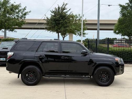 Midnight Black Metallic 2024 Toyota 4Runner SR5