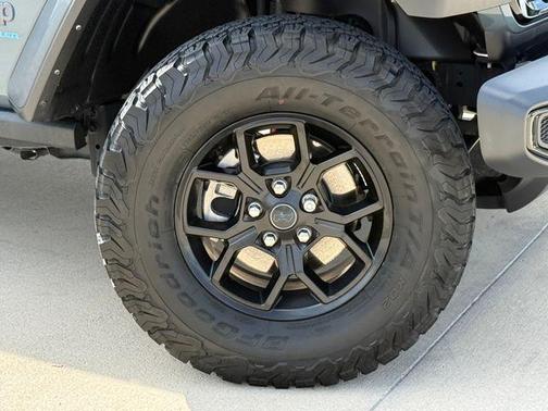 Anvil Clearcoat 2024 Jeep Wrangler 4xe Sport