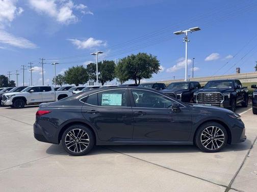 UNDERGROUND 2026 Toyota Camry XLE