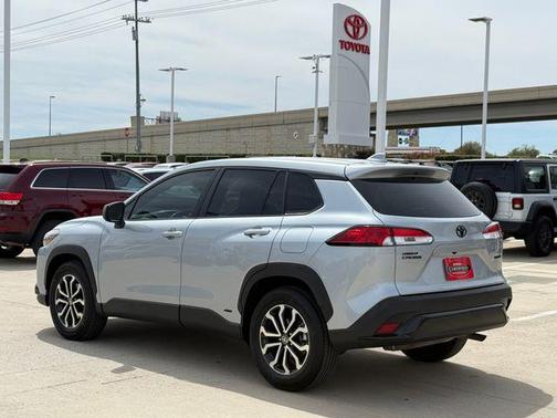2023 Toyota Corolla Cross Hybrid S