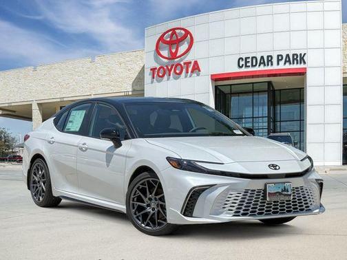 Desert Wind 2026 Toyota Camry XSE
