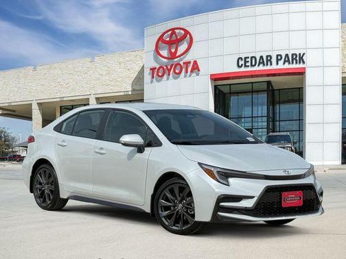 Pearl 2026 Toyota Corolla SE