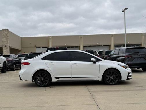 2025 Toyota Corolla SE