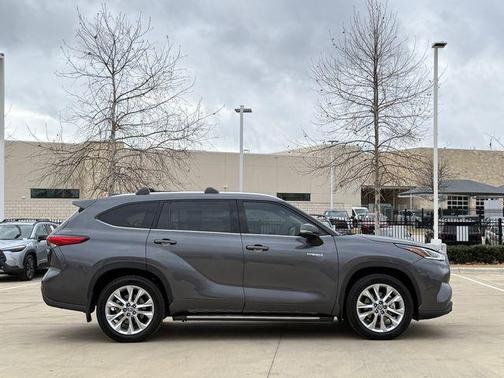 2021 Toyota Highlander Hybrid Limited