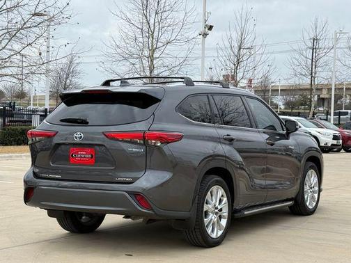 2021 Toyota Highlander Hybrid Limited