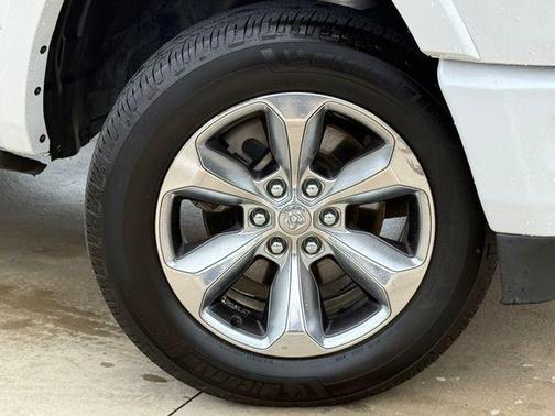 Ivory White 2019 RAM 1500 Limited