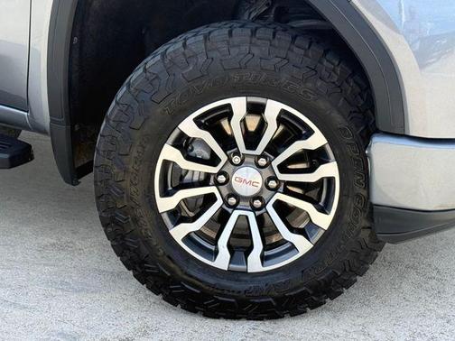 Steel Metallic 2019 GMC Sierra 1500 AT4