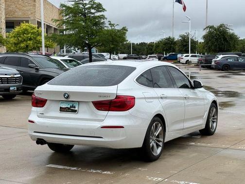 White Metallic 2018 BMW 330 Gran Turismo i xDrive