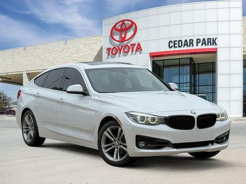 White Metallic 2018 BMW 330 Gran Turismo i xDrive