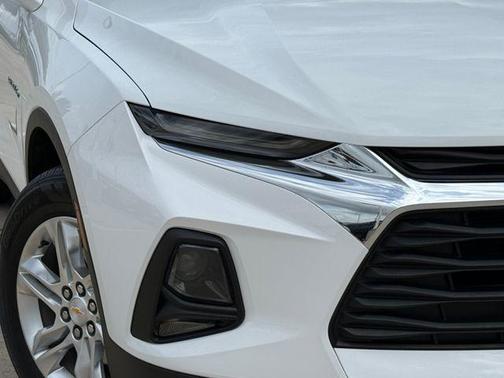 Summit White 2022 Chevrolet Blazer 2LT