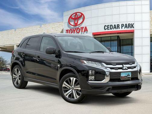 Black 2025 Mitsubishi Outlander Sport 2.0 ES