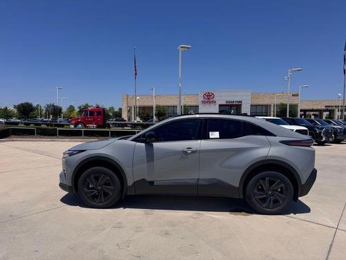 Cement 2026 Toyota C-HR
