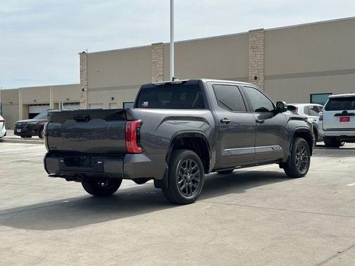 2025 Toyota Tundra Platinum