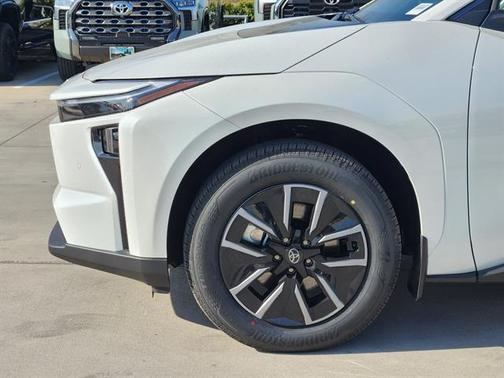 2026 Toyota bZ XLE PLUS