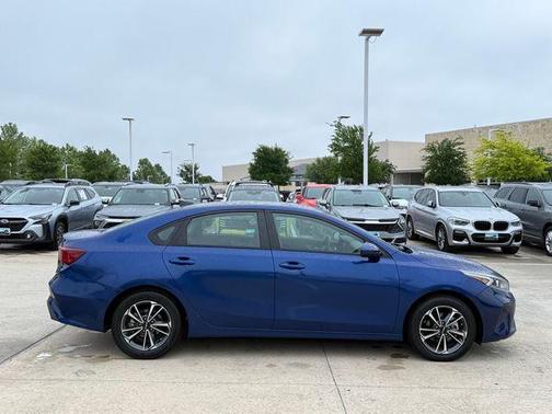 Deep Sea Blue 2023 Kia Forte LXS