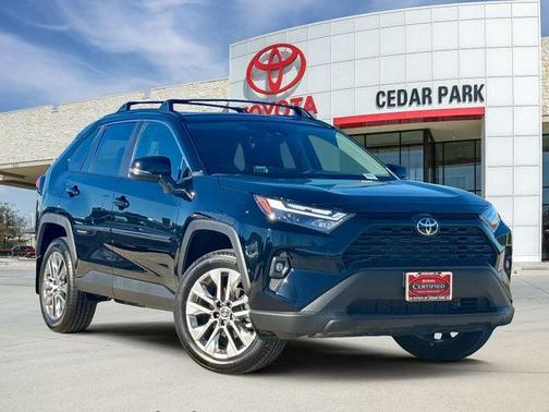 2025 Toyota RAV4 XLE Premium