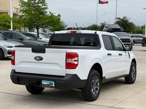 Oxford White 2026 Ford Maverick XLT