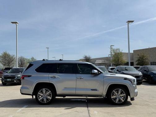 2024 Toyota Sequoia Capstone