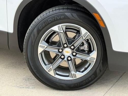Summit White 2025 Chevrolet Blazer LT