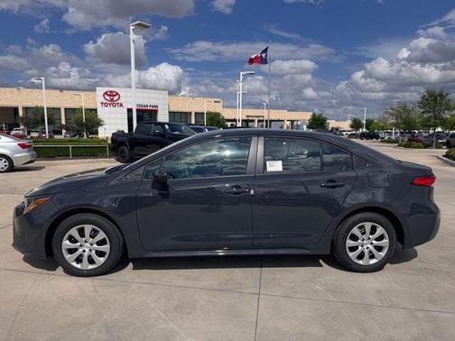 UNDERGROUND 2026 Toyota Corolla LE