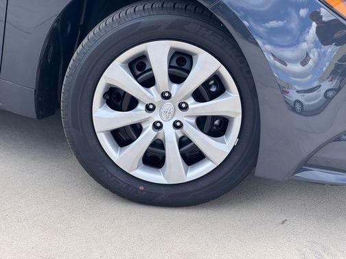 UNDERGROUND 2026 Toyota Corolla LE