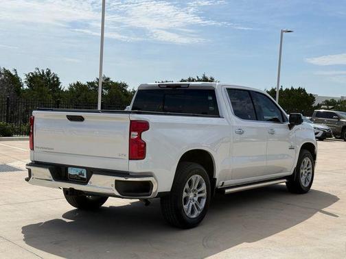 Pearl 2024 Chevrolet Silverado 1500 LTZ