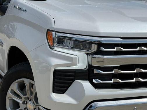 Pearl 2024 Chevrolet Silverado 1500 LTZ