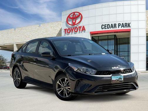 Aurora Black 2023 Kia Forte LXS
