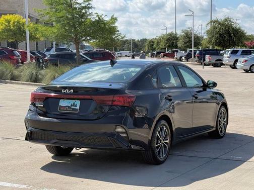 Aurora Black 2023 Kia Forte LXS