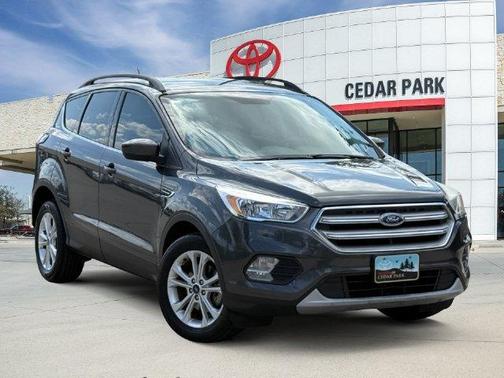Magnetic Metallic 2018 Ford Escape SE