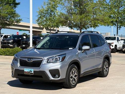 Ice Silver Metallic 2020 Subaru Forester Premium