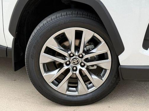 Pearl 2023 Toyota RAV4 XLE Premium