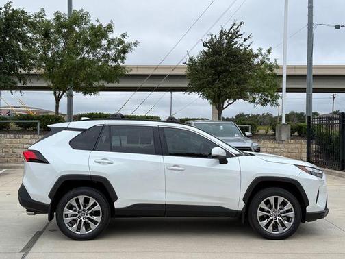 Pearl 2023 Toyota RAV4 XLE Premium