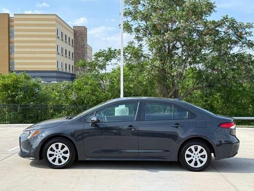 UNDERGROUND 2026 Toyota Corolla LE