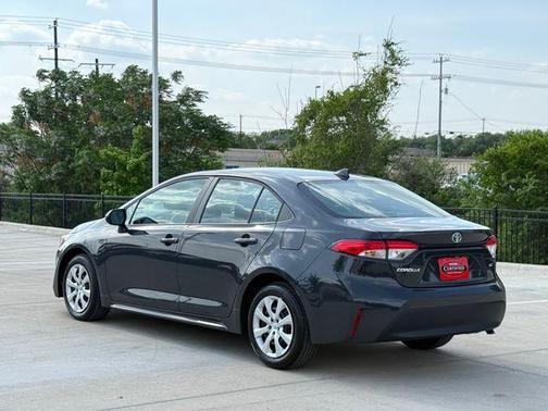 UNDERGROUND 2026 Toyota Corolla LE