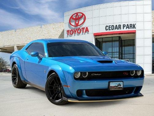 B5 Blue Pearlcoat 2023 Dodge Challenger R/T Scat Pack
