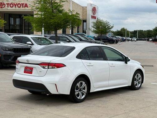 Ice 2023 Toyota Corolla LE