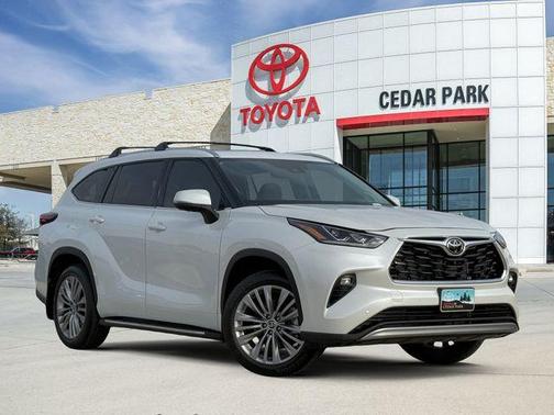 2024 Toyota Highlander Platinum